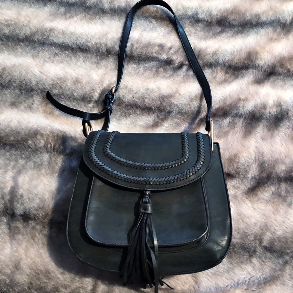 ‼️ 3 FOR 20 ‼️Black Crossbody bag